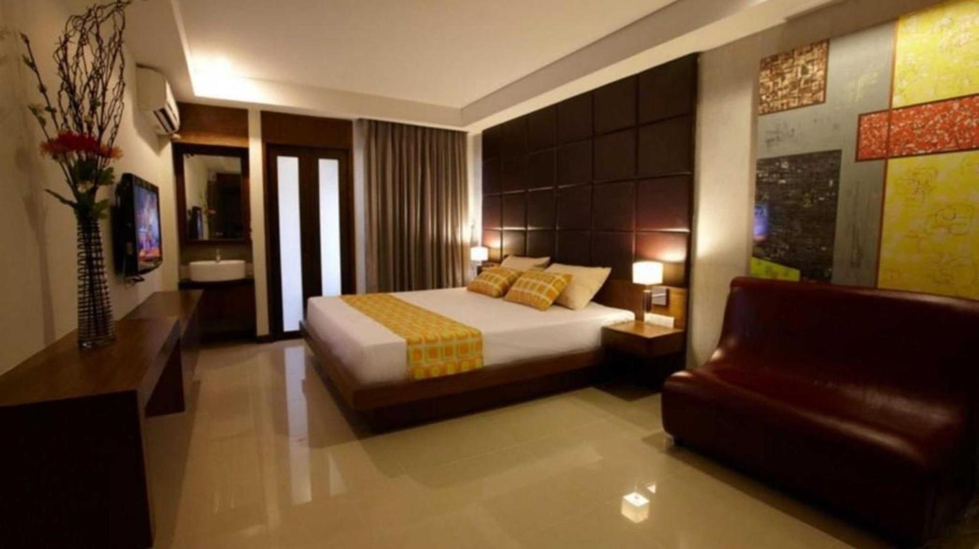 Collection O The Bangkok Cha Cha Suite Banguecoque Exterior foto
